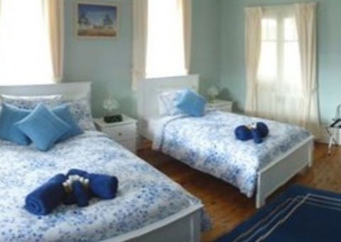 B And B On Bettington - Accommodation Rockhampton 3