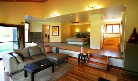 Cedars Mount View - Accommodation Rockhampton 2