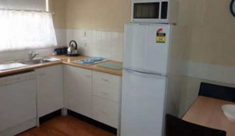 Baybrook Motor Inn - Accommodation Rockhampton 0
