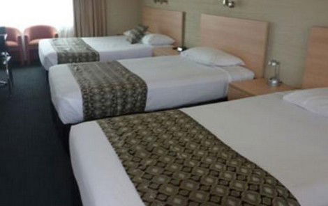 Baybrook Motor Inn - Accommodation Rockhampton 1