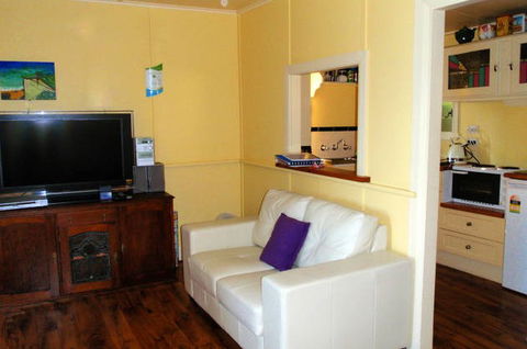 Bundeena Beachshack - Accommodation Rockhampton 3