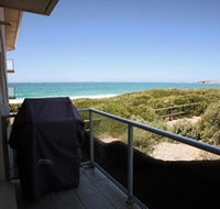Beachfront Narrabeen