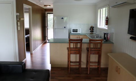 Sanctuary Lakes Fauna Retreat - Accommodation Rockhampton 0