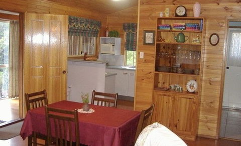 Warrina - Holiday Home - Accommodation Rockhampton 0