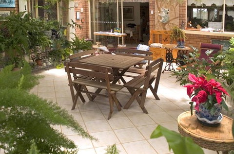 Rock-Al-Roy Bed And Breakfast - Accommodation Rockhampton 4