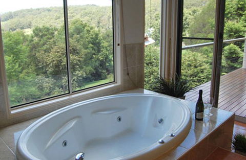 Ravensbourne Escape Kookaburra Kottage - Accommodation Rockhampton 0