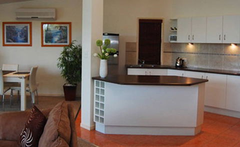 Ravensbourne Escape Kookaburra Kottage - Accommodation Rockhampton 2