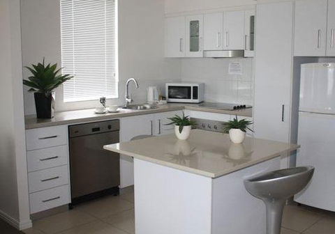 BEST WESTERN PLUS  Cairns Central Apartments - Accommodation Rockhampton 1