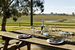 Colenso Country Retreat And Walker’s Cottage  - Accommodation Rockhampton 1