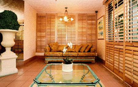 Esplanade Luxury Beachfront Apartments - Accommodation Rockhampton 0