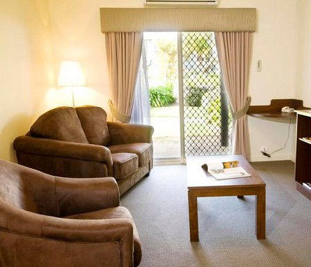 College Grove WA Accommodation Rockhampton