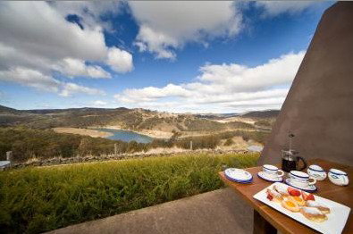 Eagle View Escape - Accommodation Rockhampton 3