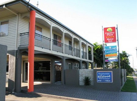 Country Plaza Motor Inn - Accommodation Rockhampton 1