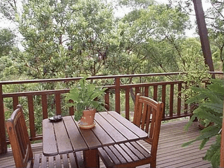 Studio Cottages Romantic Hideaway - Accommodation Rockhampton 4