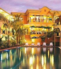 Palm Royale Cairns - Accommodation Rockhampton 2