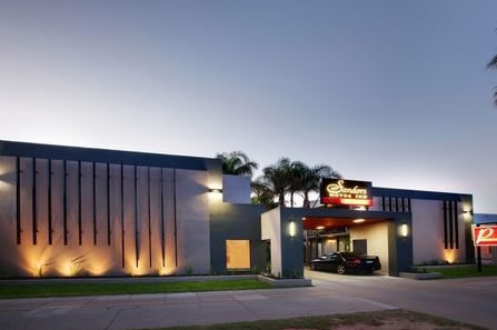 Sandors Motor Inn - Accommodation Rockhampton 0