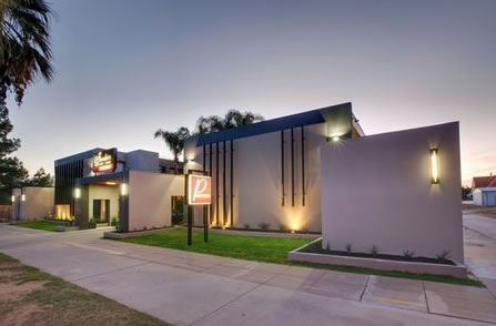 Sandors Motor Inn - Accommodation Rockhampton 1