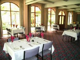 Sandors Motor Inn - Accommodation Rockhampton 3