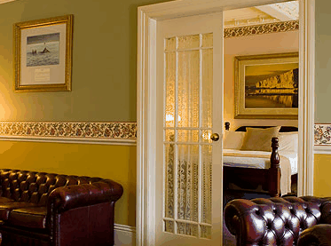 Hadleys Hotel - Accommodation Rockhampton 1