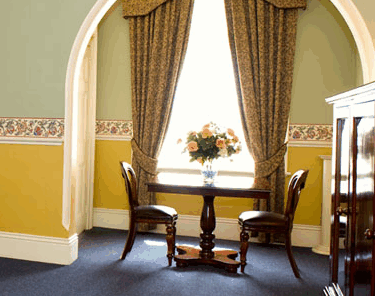 Hadleys Hotel - Accommodation Rockhampton 2