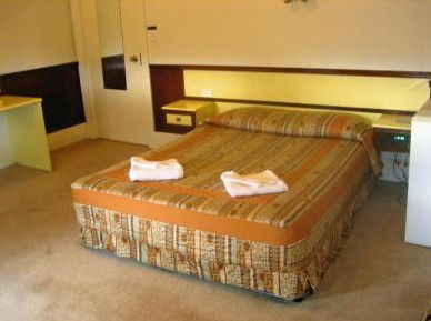 The Royal Exhibition Hotel - Accommodation Rockhampton 1
