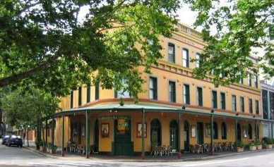 The Royal Exhibition Hotel - Accommodation Rockhampton 2