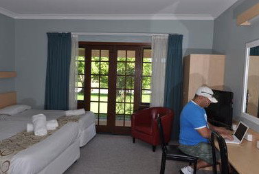 Poplars Inn - Accommodation Rockhampton 0