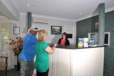 Poplars Inn - Accommodation Rockhampton 1