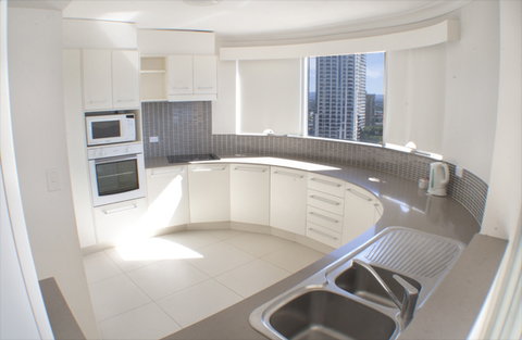 Zenith Apartments - Accommodation Rockhampton 7