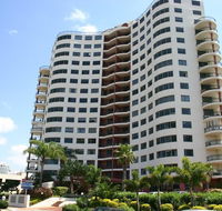 Meriton Apartments - Accommodation Rockhampton