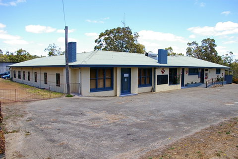 Rocky Gully Pub - Accommodation Rockhampton 0