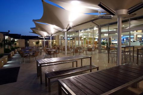 Gosford Rsl Club & Galaxy Motel - West Gosford - Accommodation Rockhampton 0