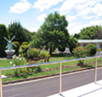 Golden Chain Beachway Motel and Restaurant