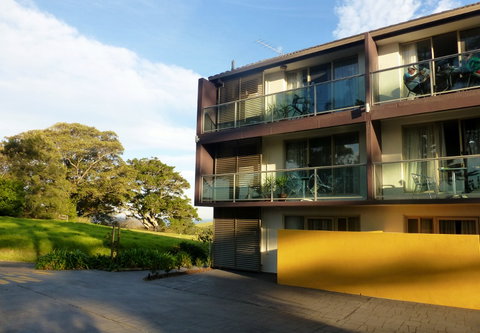 Park Ridge Retreat - Accommodation Rockhampton 0