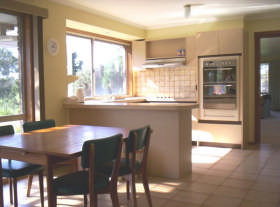 Red Rock Lodge - Accommodation Rockhampton 0