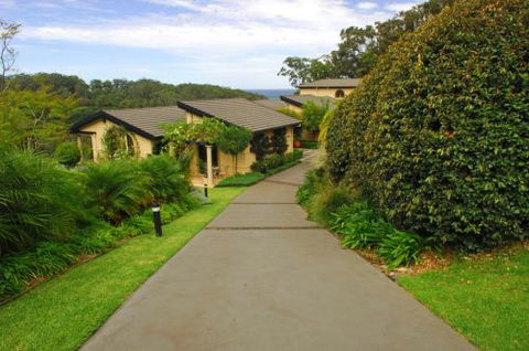 The Outlook Cabana - Accommodation Rockhampton 0