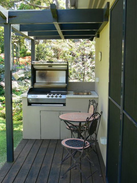 The Outlook Cabana - Accommodation Rockhampton 9