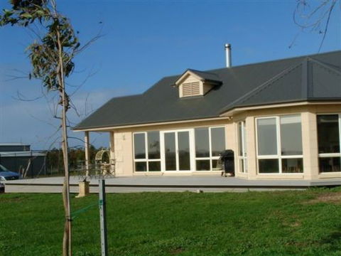 Mayfair Park - Accommodation Rockhampton 1