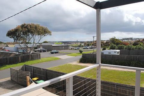 @Rocky Point - Accommodation Rockhampton 2