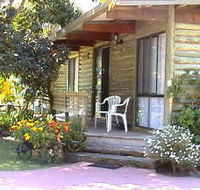 Lazy Acre Log Cabins - Accommodation Rockhampton