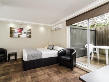 Parkville Place - Accommodation Rockhampton 7