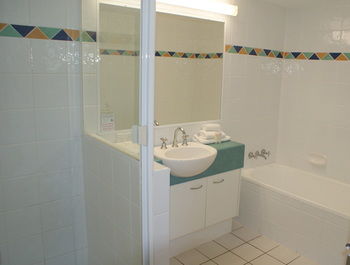 Beachside Resort - Kawana Waters - Accommodation Rockhampton 17