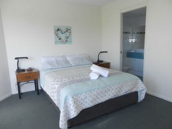 Beachside Resort - Kawana Waters - Accommodation Rockhampton 46