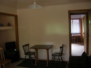 A Camelot Tower & Penthouse - Accommodation Rockhampton 17