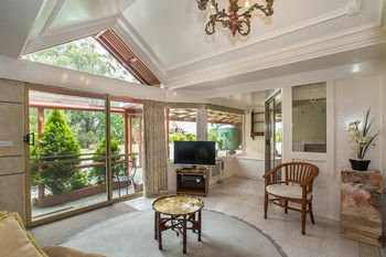 A Camelot Tower & Penthouse - Accommodation Rockhampton 44