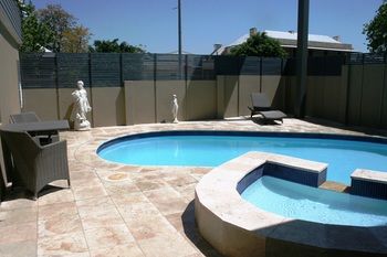 Noah's Mid City Motor Inn - Accommodation Rockhampton 5