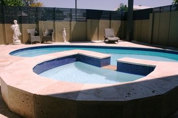 Noah's Mid City Motor Inn - Accommodation Rockhampton 13