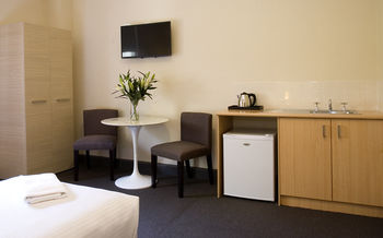 St Marks Lodge - Accommodation Rockhampton 19