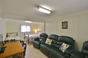Paradise Bungalow - Accommodation Rockhampton 14