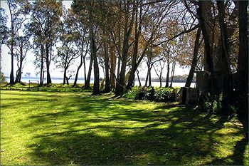Paradise Bungalow - Accommodation Rockhampton 2